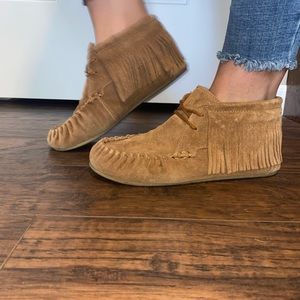 Ankle rise moccasins